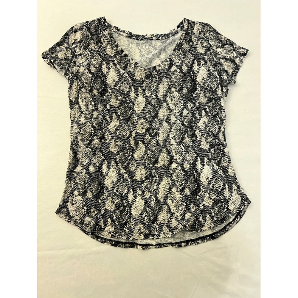 Soho New York & Company Jeans Womens Grey Snakeskin V-Neck Cotton Top Medium